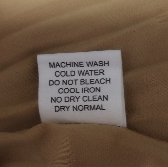 [5x$20] New Mustard Pleated Asymmetrical Skirt / Size XL - Picture 6 of 7